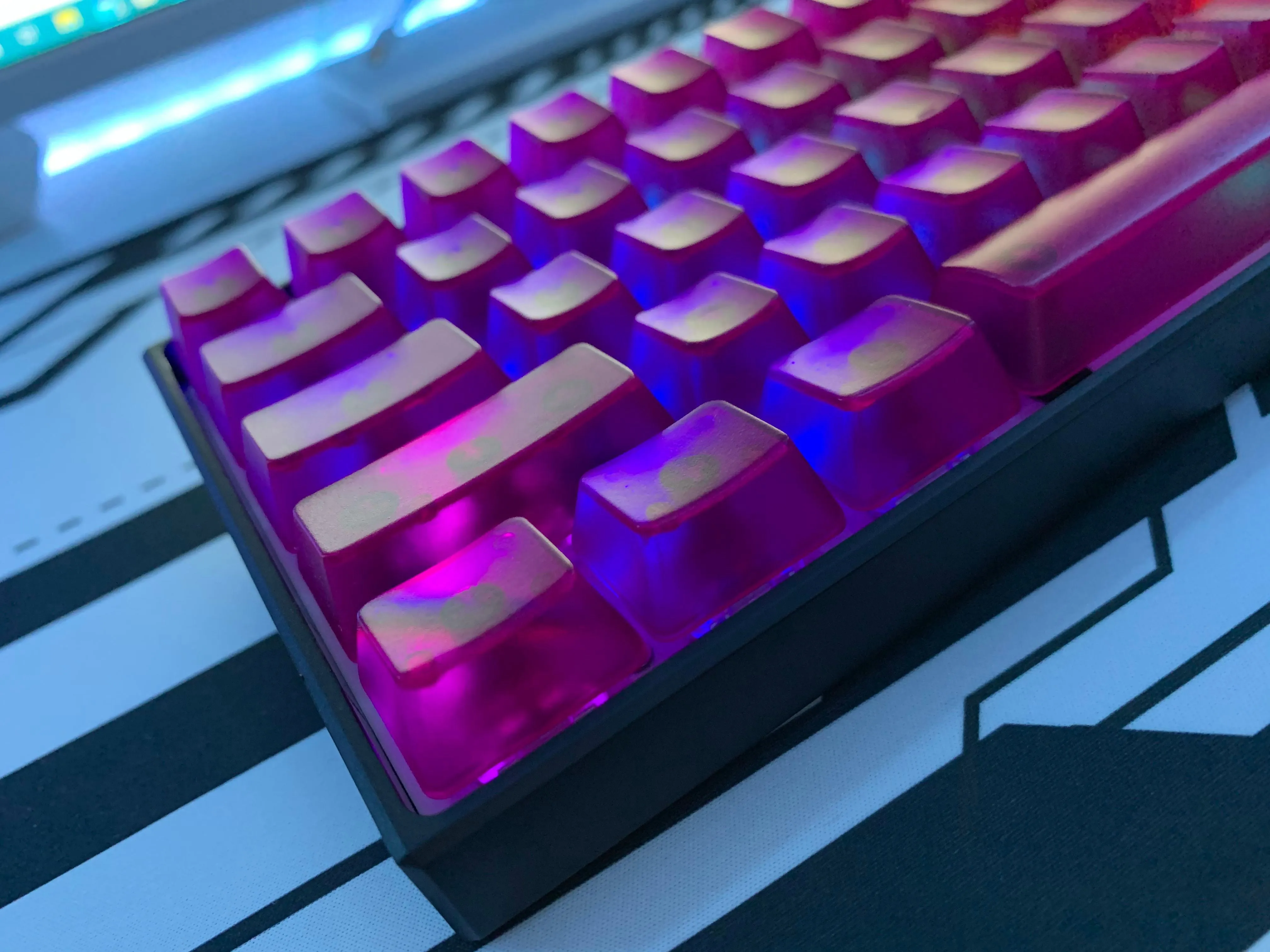 Hayabusa 60% Keyboard - Purple (Translucent)